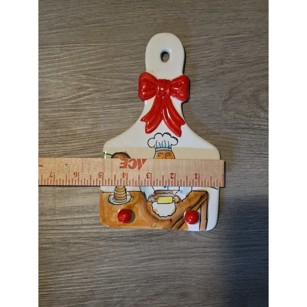 Chef Design Ceramic Kitchen Hanging Trivet to Hang‎ apron Chef Multicolor